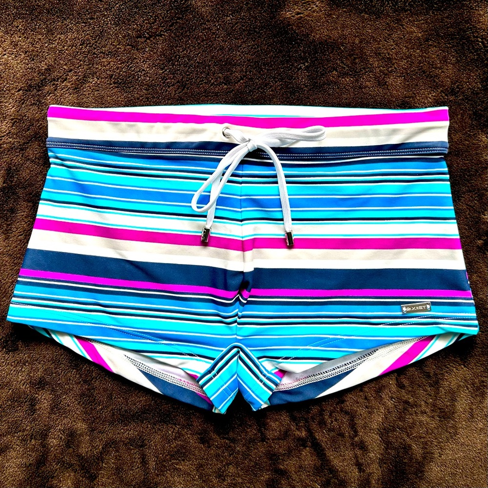 2(x)ist Cabo retro stripe swim trunk Men’s M, square cut lightly used